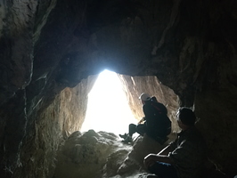 Grotte du Garou, à l'abri