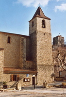Le clocher, la Tour et la place de la Libération